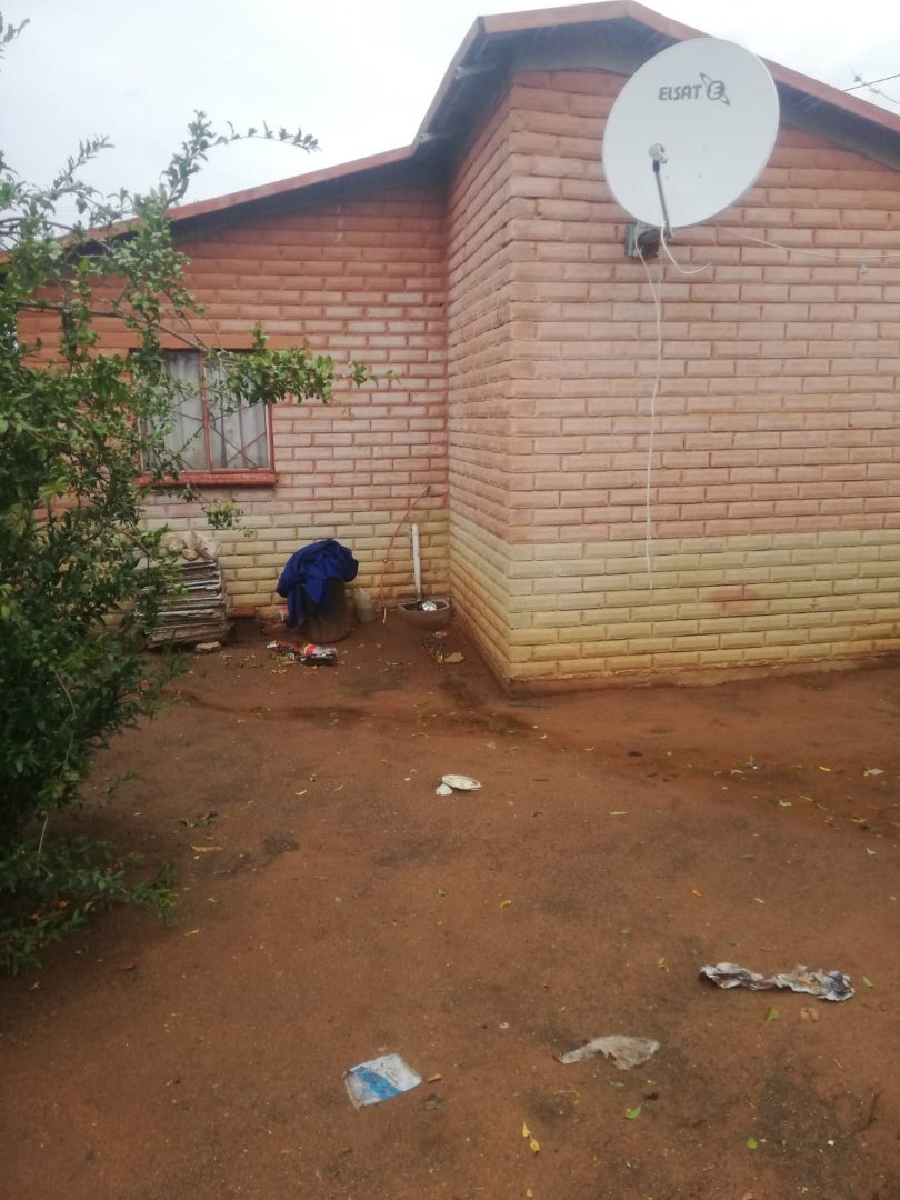 2 Bedroom Property for Sale in Bloemside 4 Free State